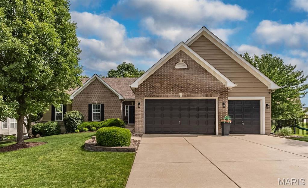 Stunning 4BR/3.5BA Atrium Ranch on a beautifully landscaped, fenced lot—loaded with updates and move-in ready!
This light-filled home features soaring ceilings and dramatic atrium windows, creating an open, airy feel throughout the main living spaces. The updated kitchen impresses with solid surface/granite countertops, stainless appliances, custom cabinetry, and a center island—opening seamlessly to the breakfast room and spacious great room, ideal for everyday living and entertaining.
The main-level primary suite offers a private retreat with a beautifully updated bath featuring double vanities, soaking tub, and separate shower. Generous secondary bedrooms with walk in closets and updated baths, a restyled generous utility room located adjacent to the bedrooms that will make you look forward to laundry,  complete the main floor. 
Extensive improvements include updated flooring, renovated bathrooms, updated lighting and fixtures and refreshed interior paint. Little things like soft close hinges, under counter lighting, and big things like newer laminate flooring through the main level and down the stairs, and a hot tub with new cover, provide both style and an amazing space to call home.
The finished walk-out lower level expands your living space with a large rec/family area, additional bedroom, full bath, and ample storage—perfect for guests or entertaining.
Enjoy the outdoors in the meticulously maintained, fenced backyard with an inviting deck above and covered, dry patio below—ideal for relaxing or gatherings.
Exceptional condition, thoughtful upgrades, and a prime setting—this home stands out.