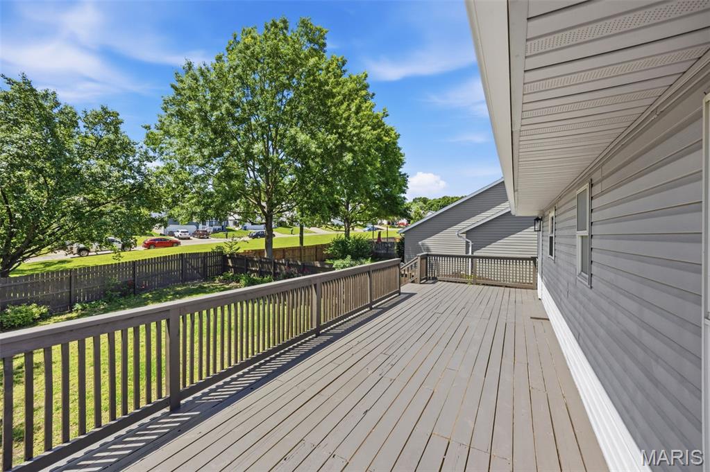 05 Oaks - Residential