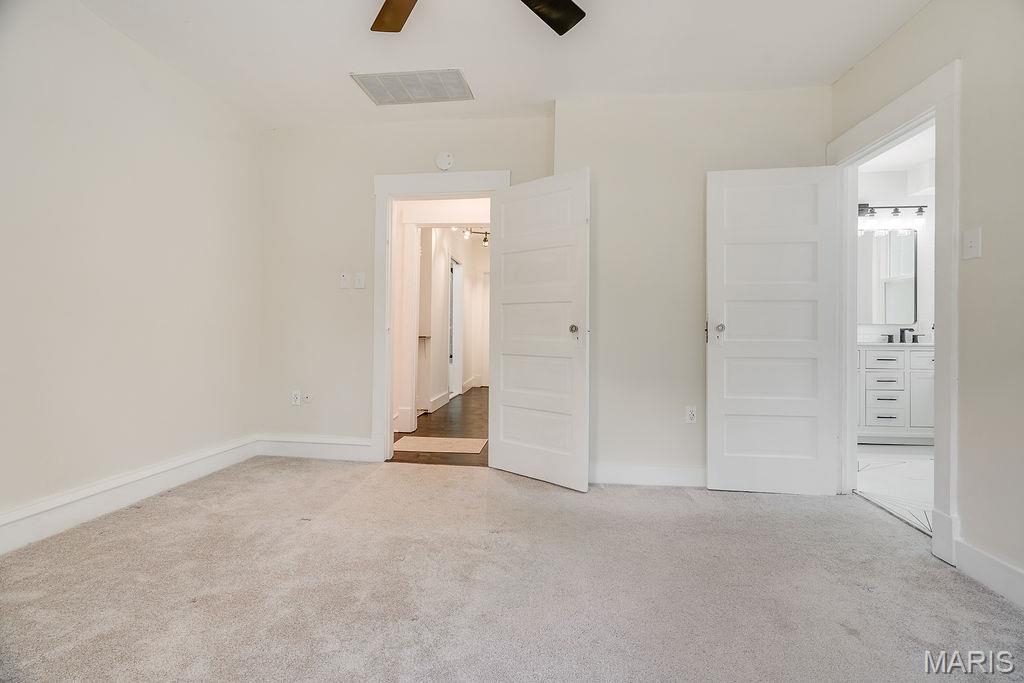 Tuxedo Park - Residential
