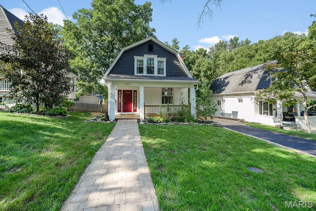 Tuxedo Park - Residential