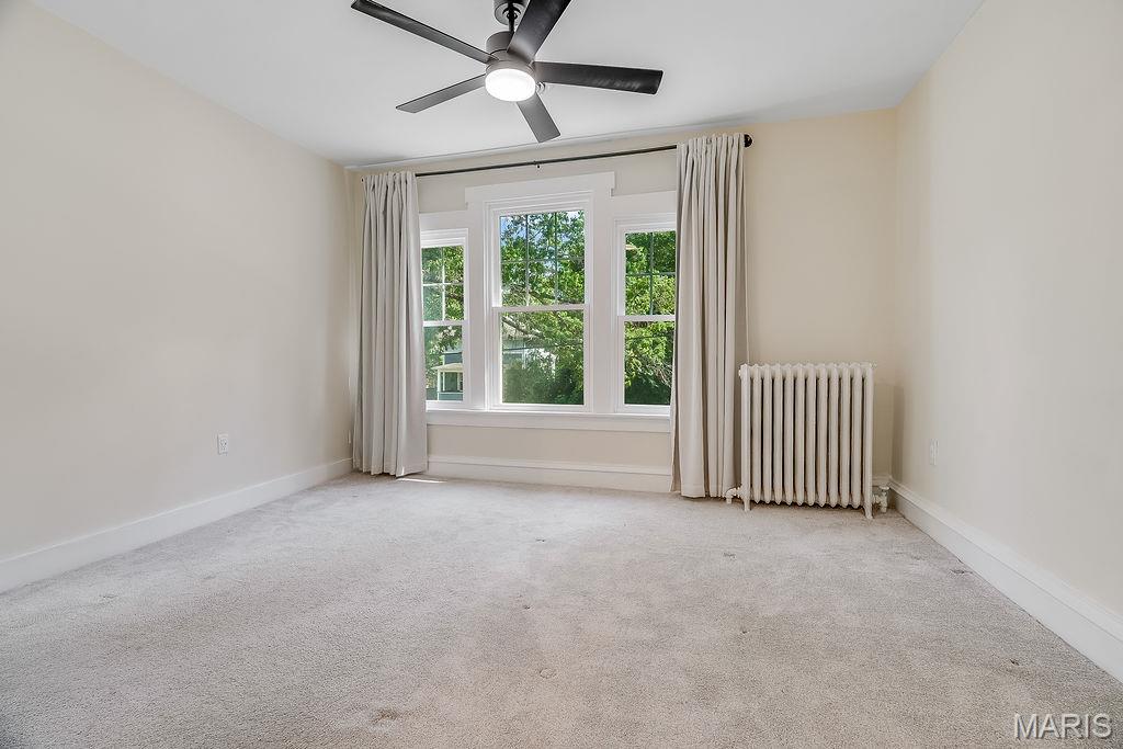 Tuxedo Park - Residential