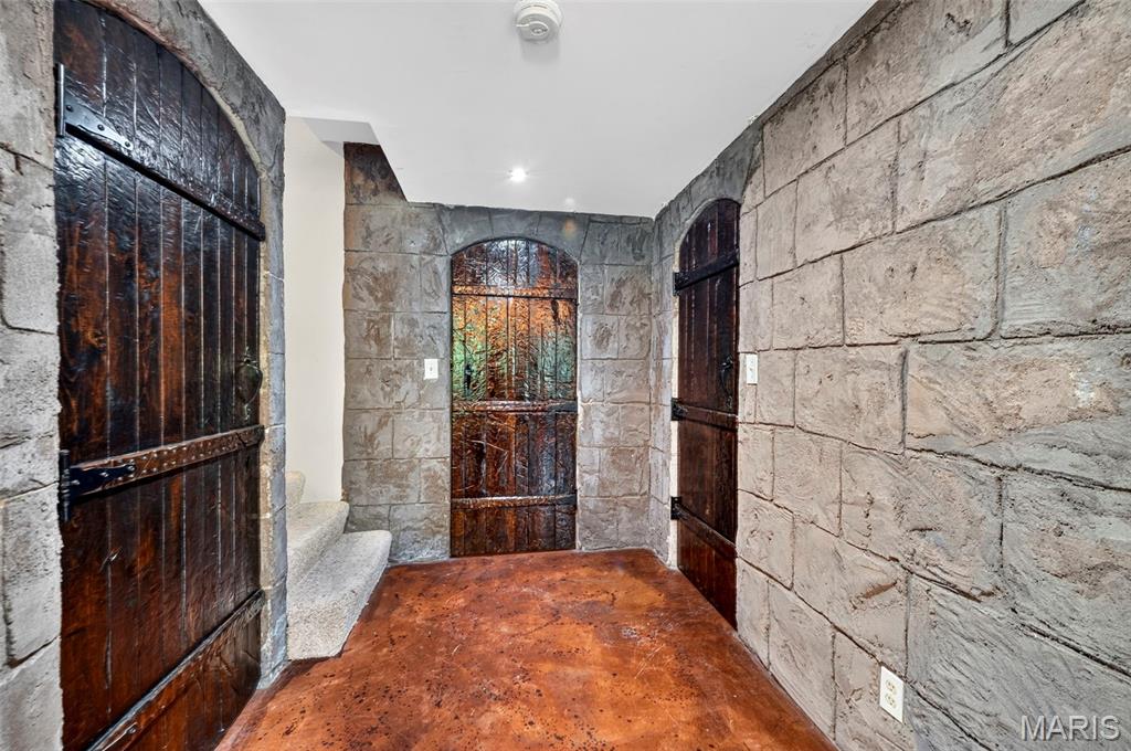 Antonia Woods - Residential