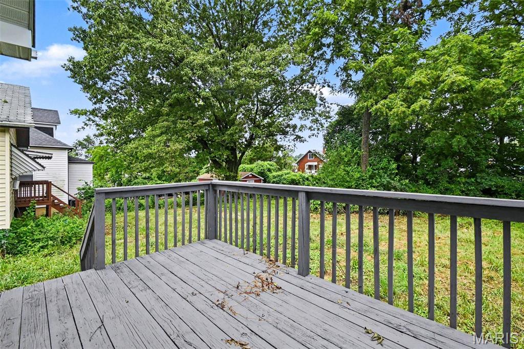 West Walnut Manor - Residential