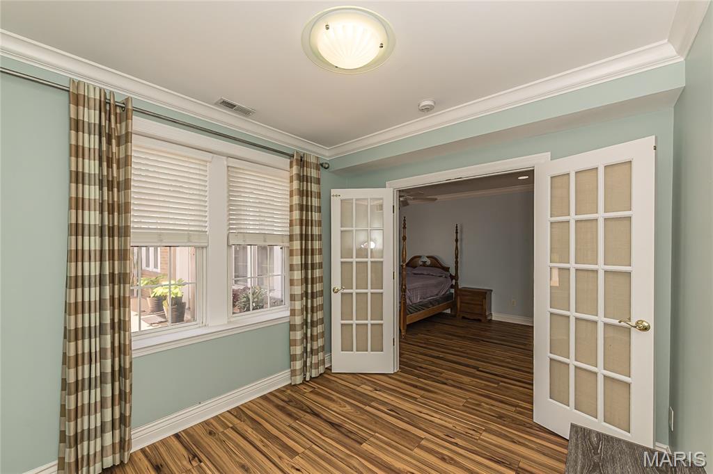 Wydown Place Condo - Residential