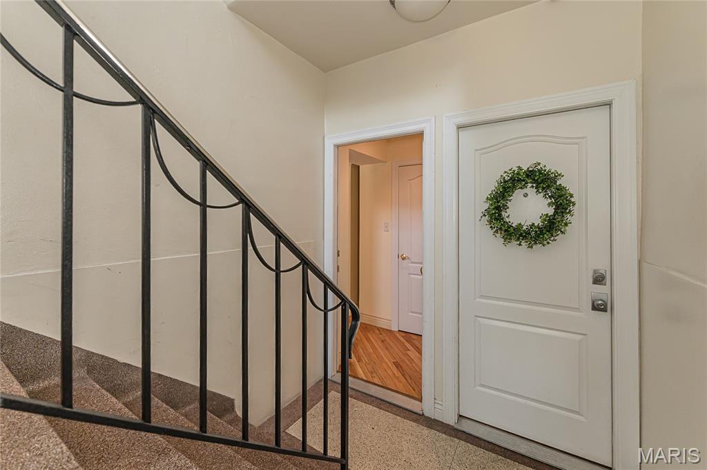 Wydown Place Condo - Residential