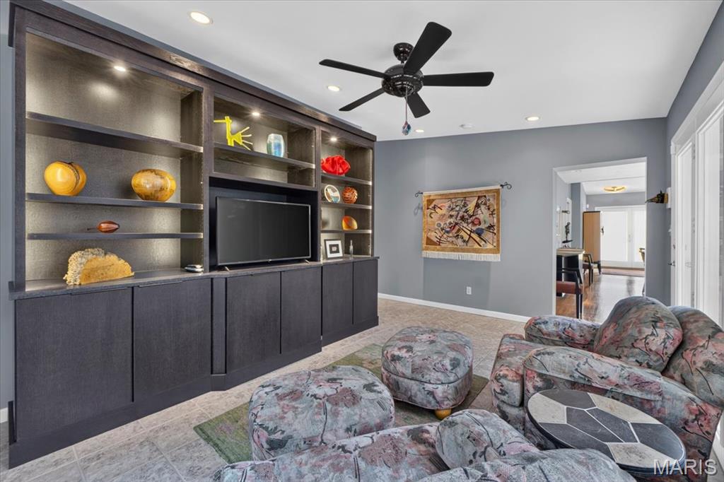 Ladue Meadows 2 - Residential