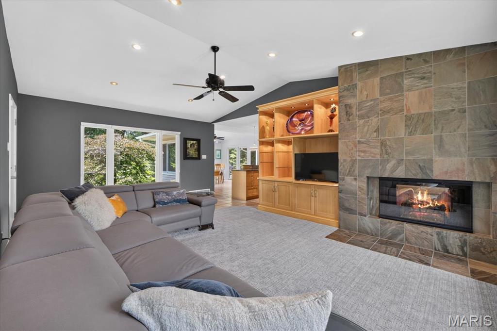 Ladue Meadows 2 - Residential