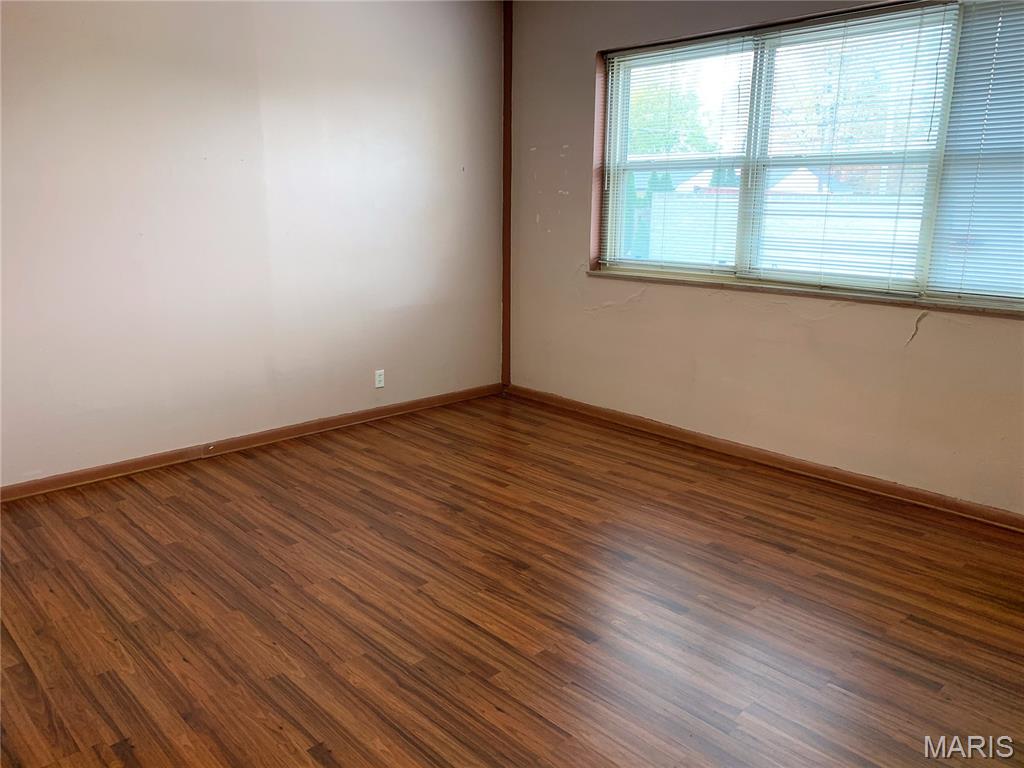 St Louis Hills Add 02 - Commercial Lease