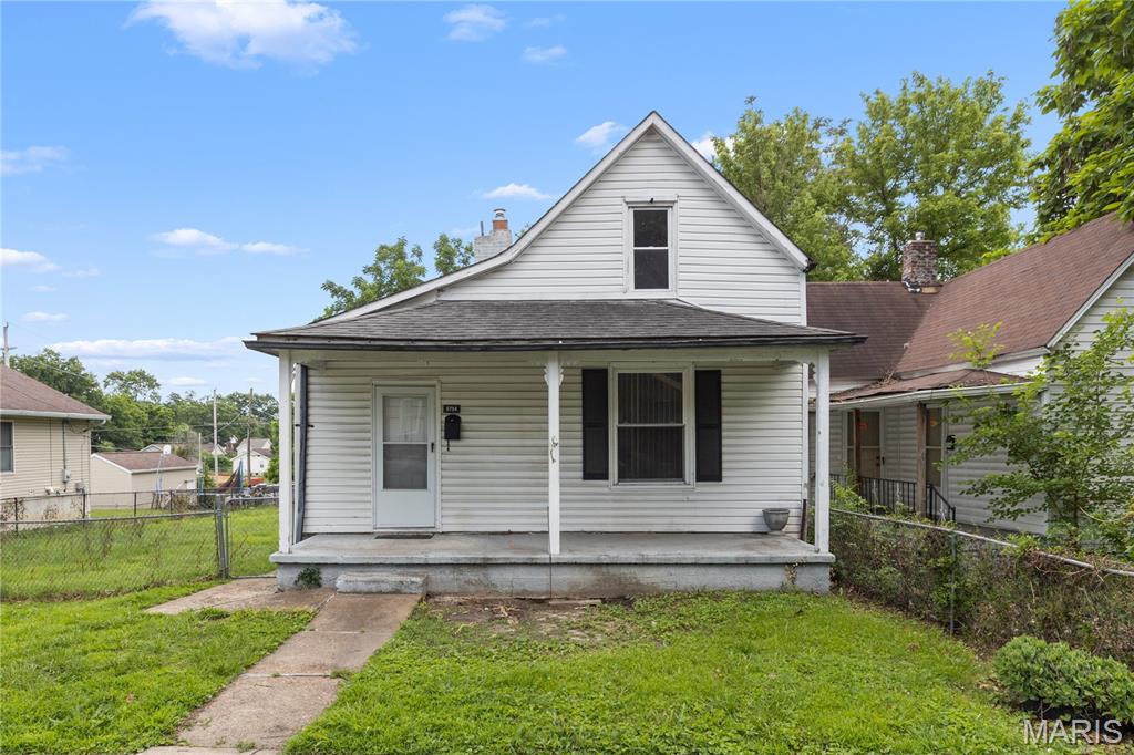 With just a little TLC, this property offers strong return-on-investment potential. Featuring 4 bedrooms, it’s a great fit for a growing family, a first-time homebuyer wanting some sweat equity,  or an investor seeking a solid rental opportunity.  Off-street parking behind the home adds convenience and completes the package. Whether you plan to move in or rent it out for a nice return, schedule a private showing today to see the potential for yourself. Selling AS-IS. Seller to do no repairs.