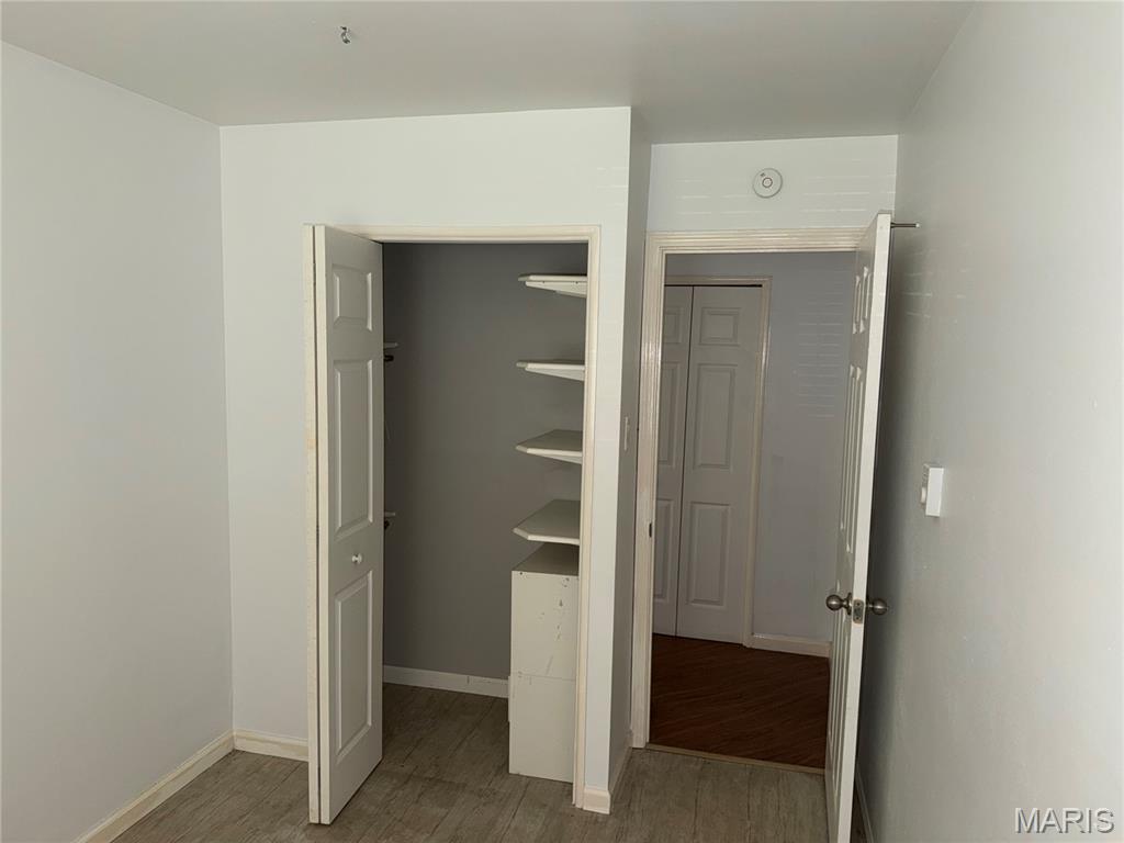 Hazelcrest Iii Condo - Residential