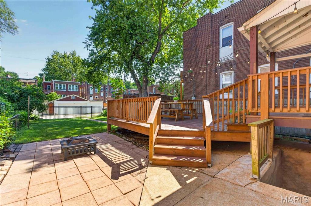Morrison & Peugnets - Residential