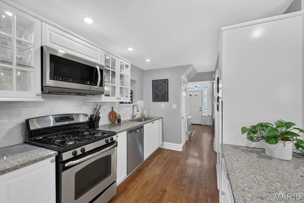 Morrison & Peugnets - Residential
