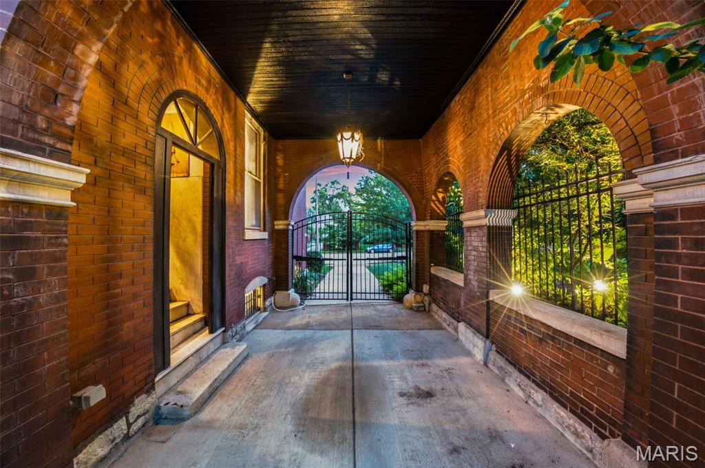 Compton Heights - Residential