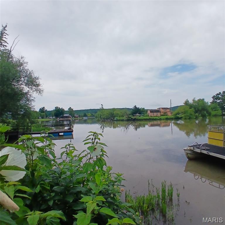 Lake Hanna 16 - Land