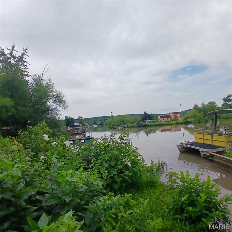 Lake Hanna 16 - Land