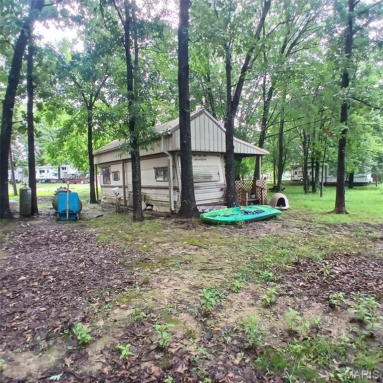 Lake Hanna 16 - Land