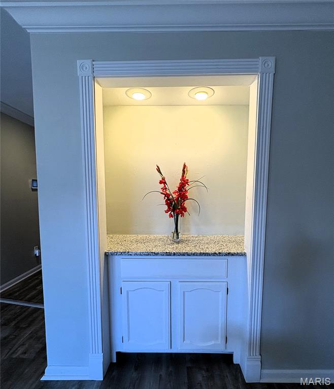 Chateau De Ville Condo Sec - Residential