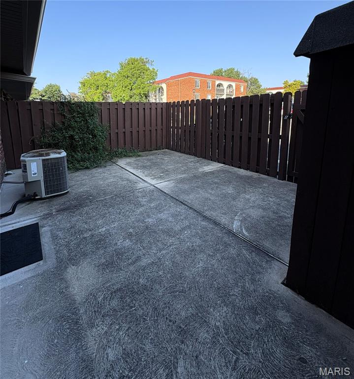Chateau De Ville Condo Sec - Residential