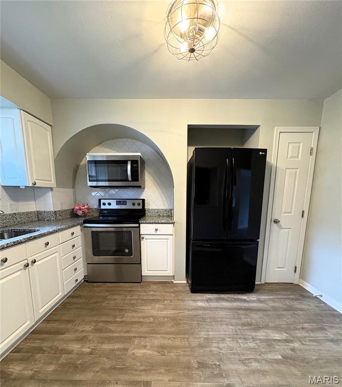 Chateau De Ville Condo Sec - Residential