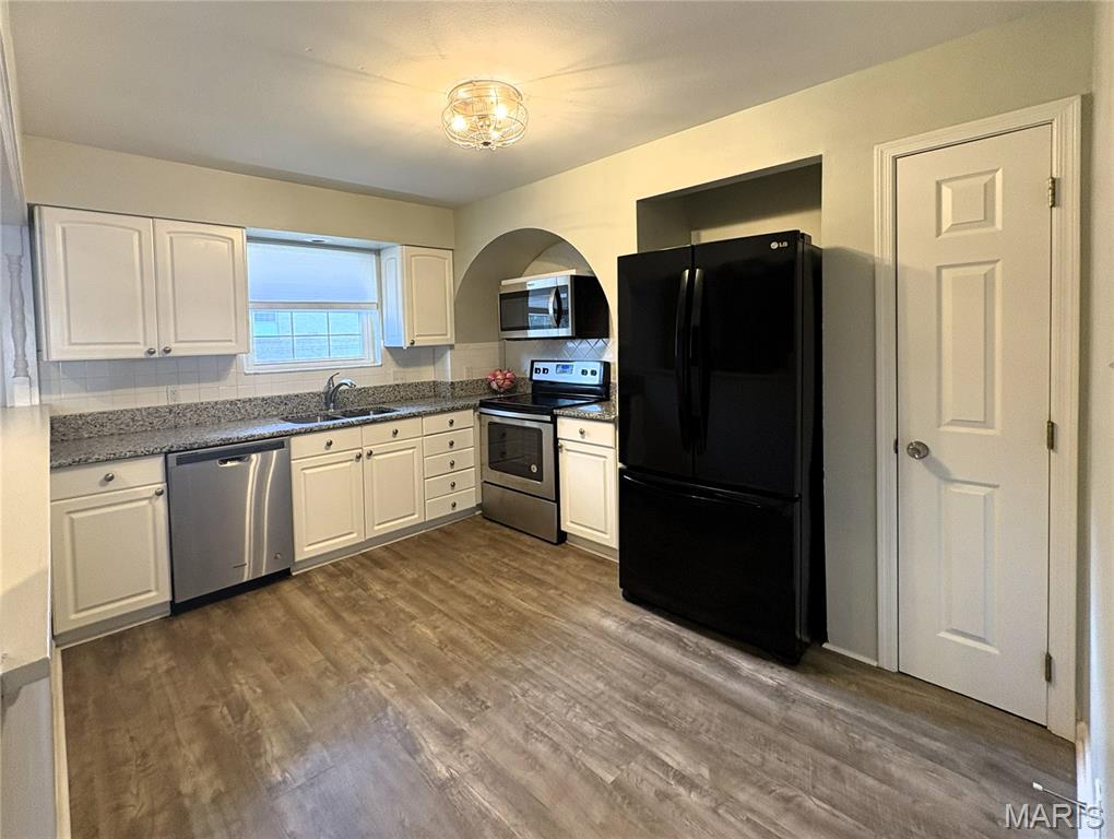 Chateau De Ville Condo Sec - Residential