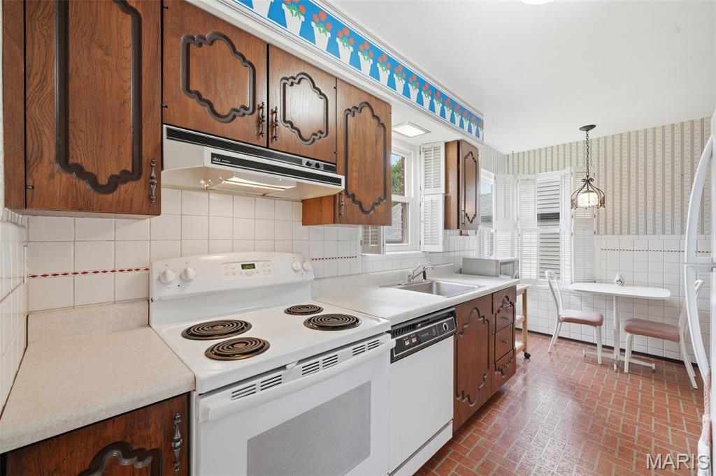 McKnight Park - Residential