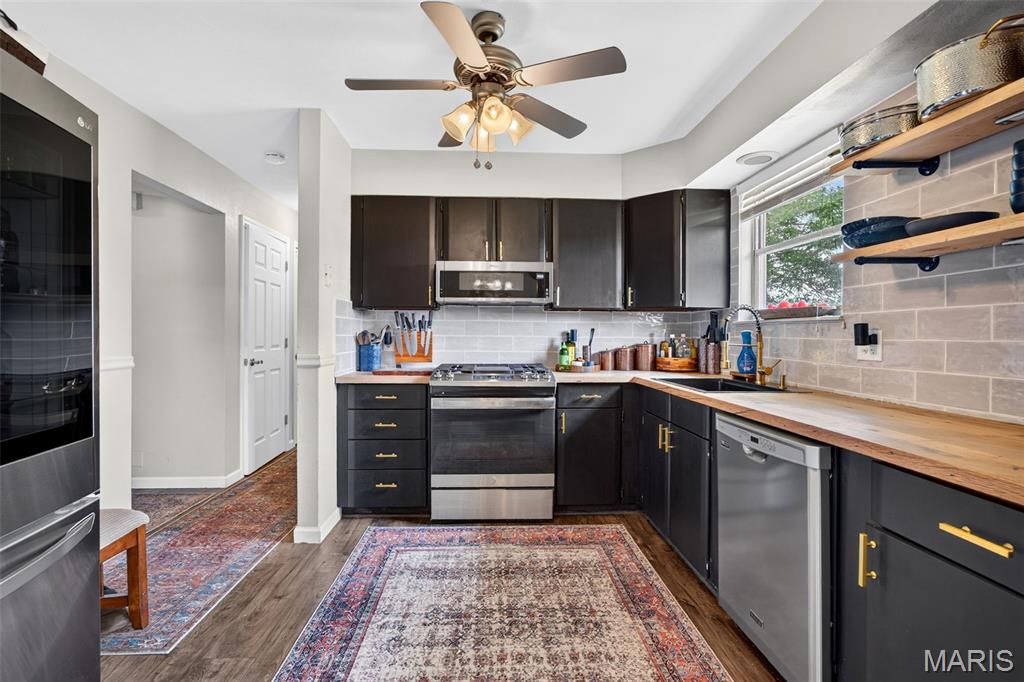 Red Oak Estate - Residential
