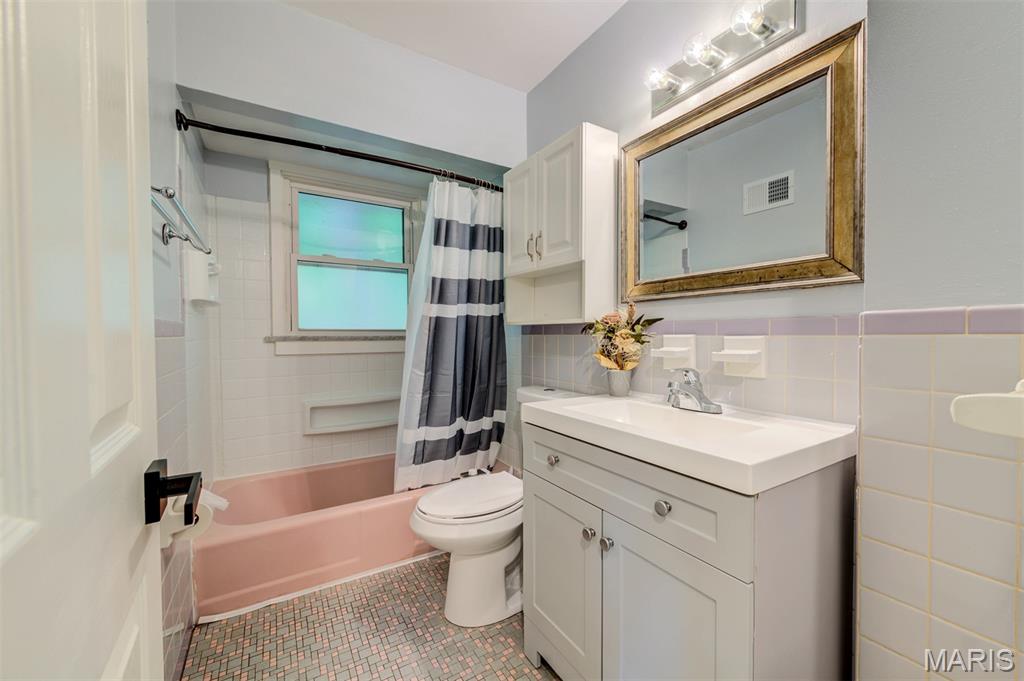 Elmdale Manor 1 - Residential