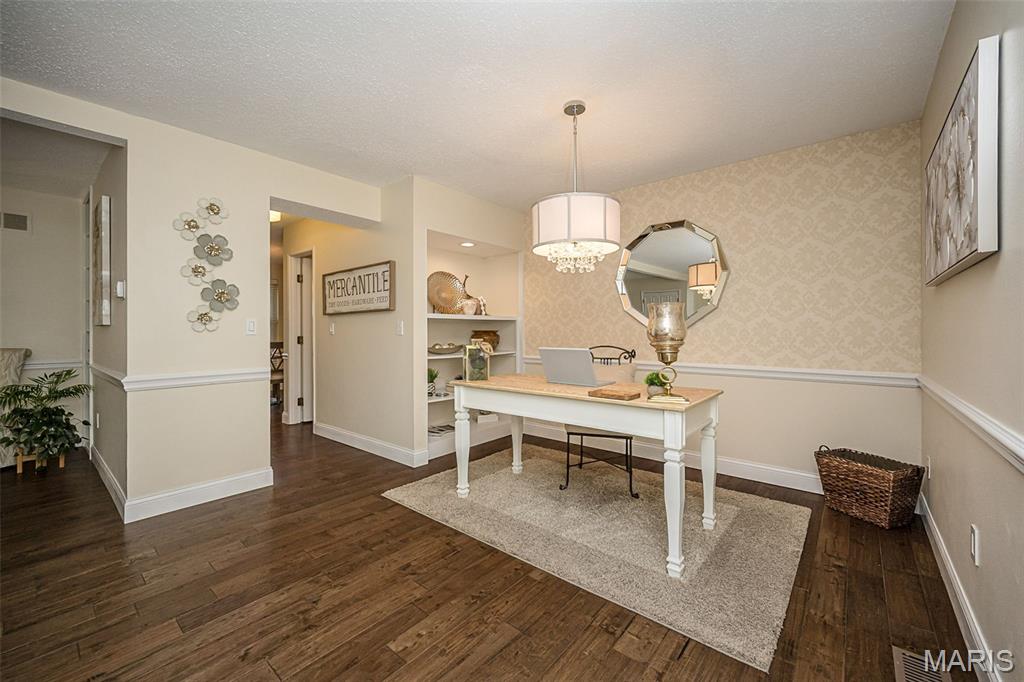 Wood Lake Condo 3 - Residential