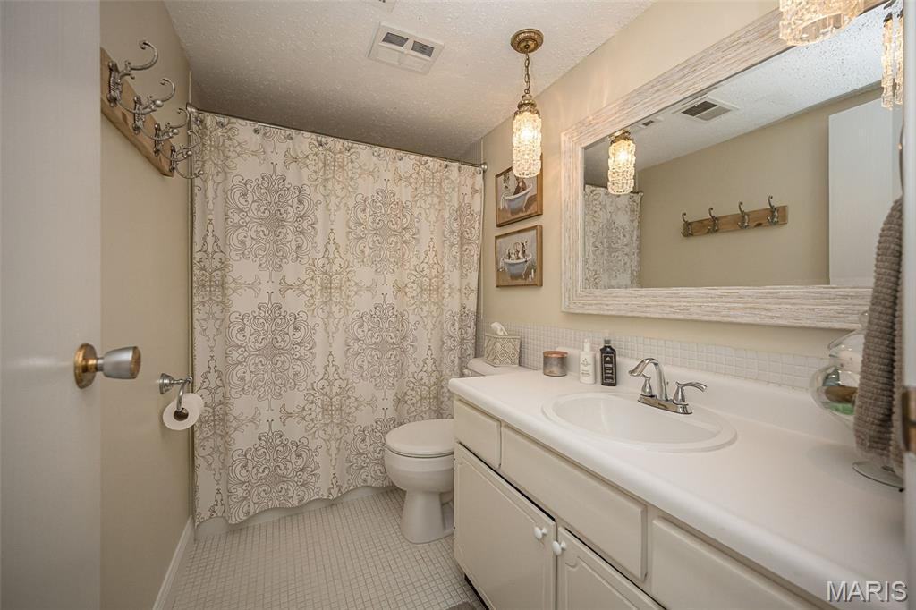 Wood Lake Condo 3 - Residential