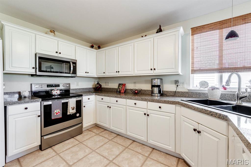 Southern Manor Lt 3 Resub - Residential