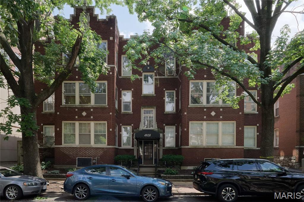 Buckingham Court - Residential