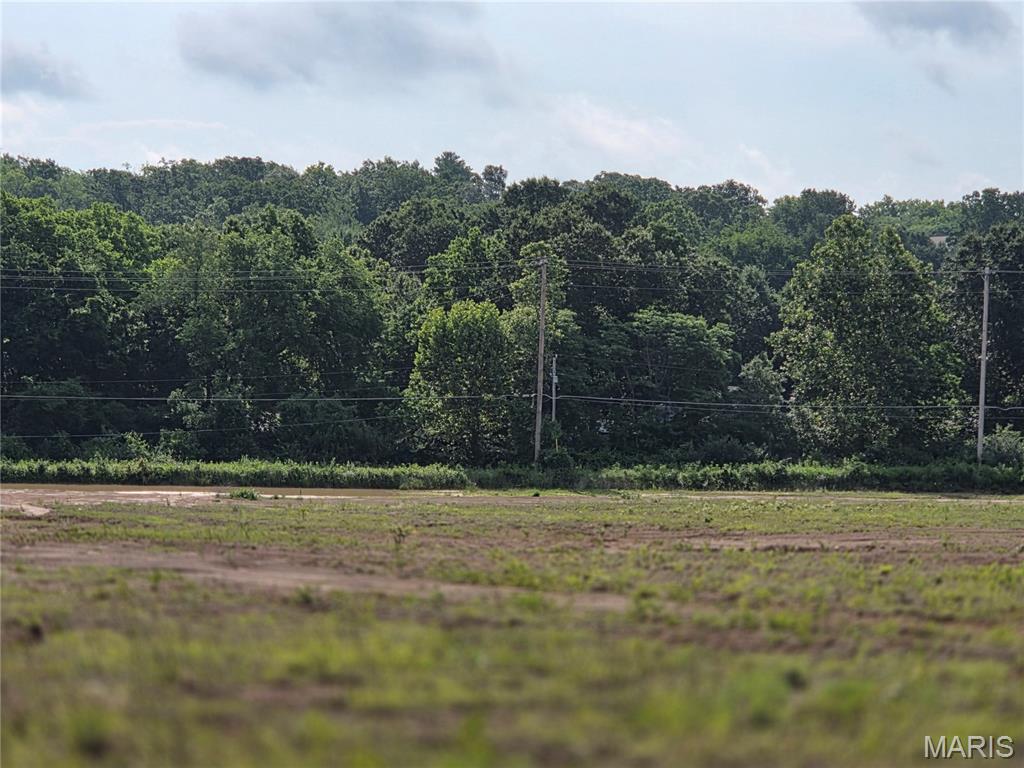 Huntleigh - Land