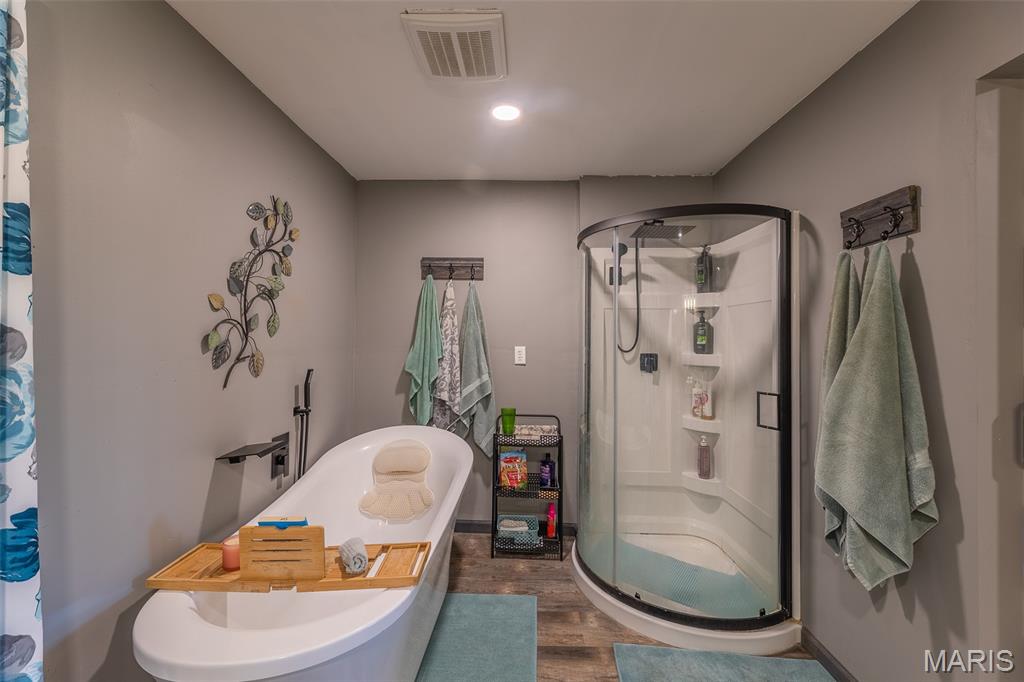 NON SUBDIVISION - Residential