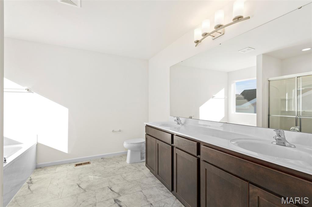 Hawk Ridge 19 - Residential
