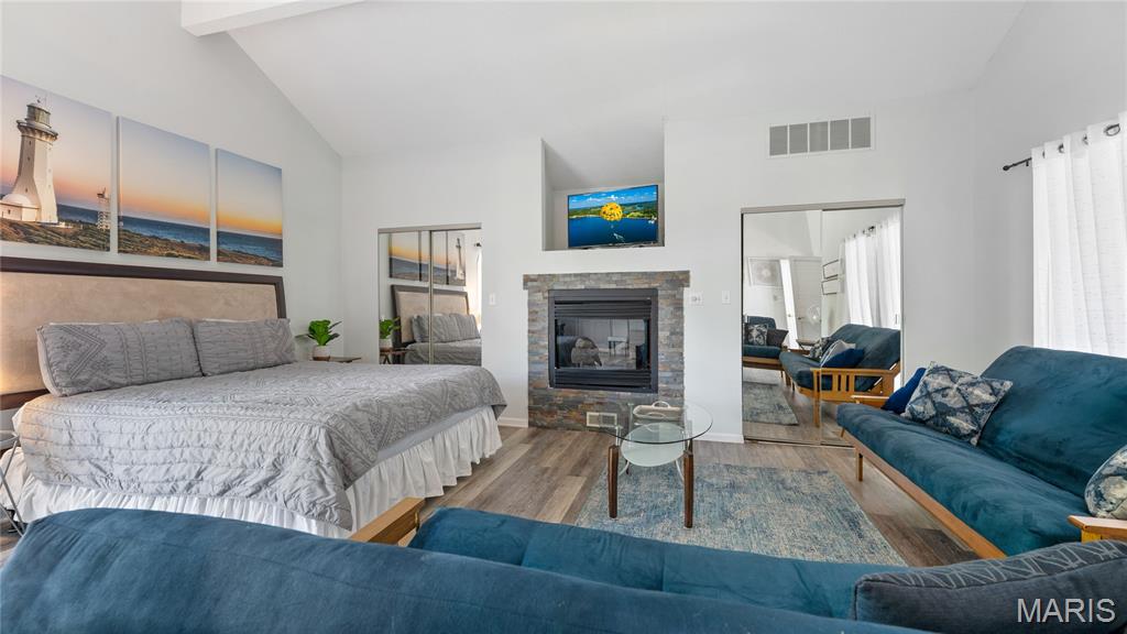 Paradise Point South - Residential