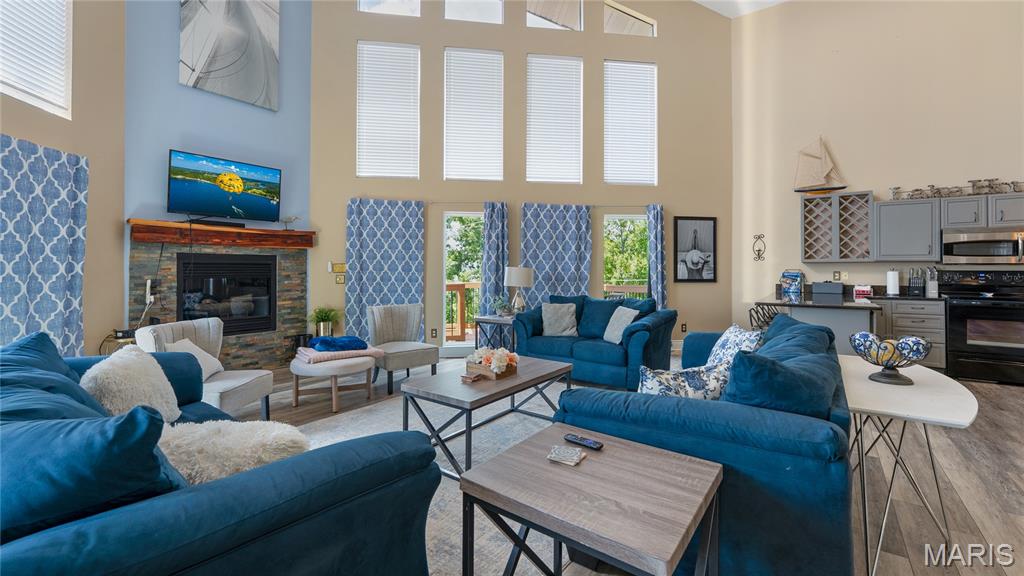 Paradise Point South - Residential