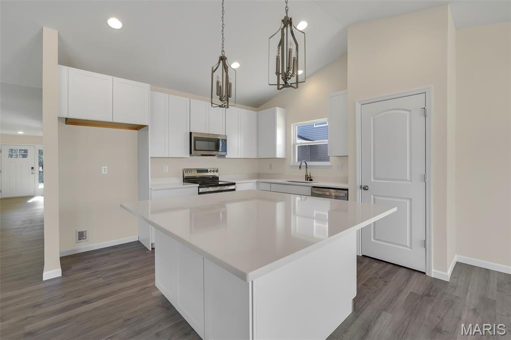 Hawk Ridge 2 - Residential