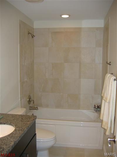 900 N. McKnight - Residential Lease