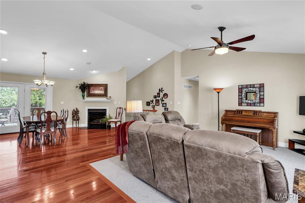 Santa Rosa Estates - Residential