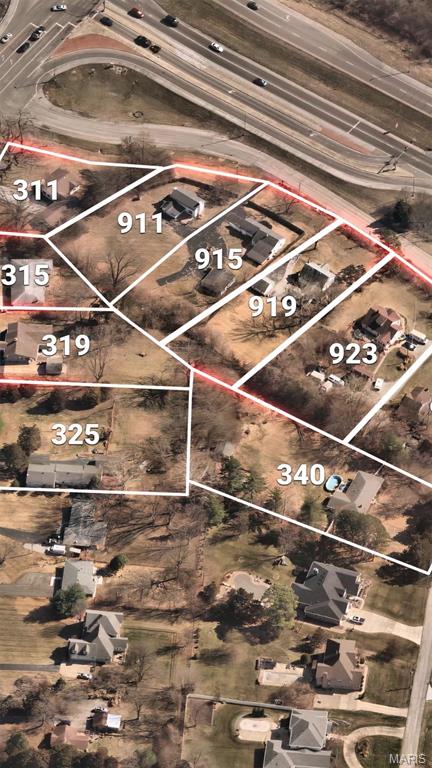 Gravois Summit - Land