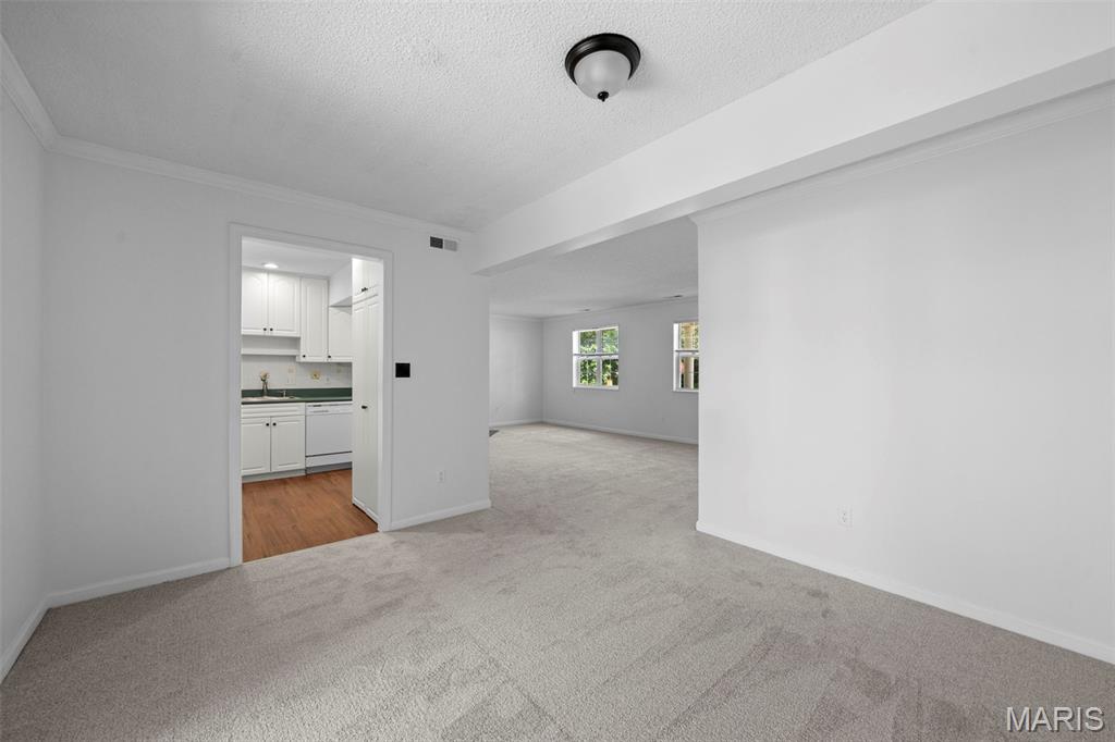 Brentwood Forest Condo Ph Seven - Residential