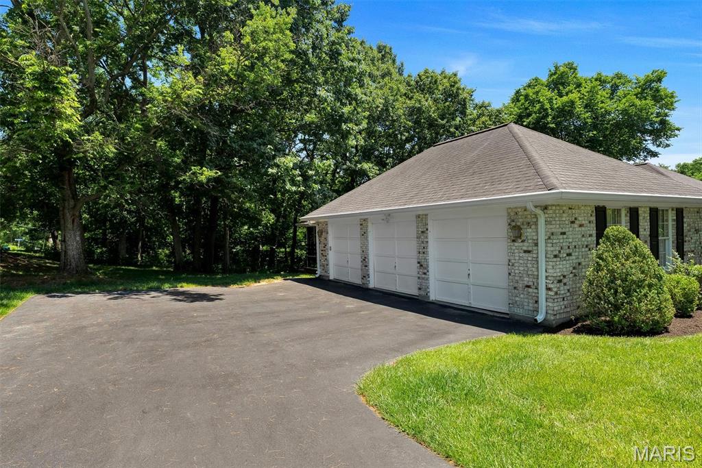 Eagle Glen Estates - Residential