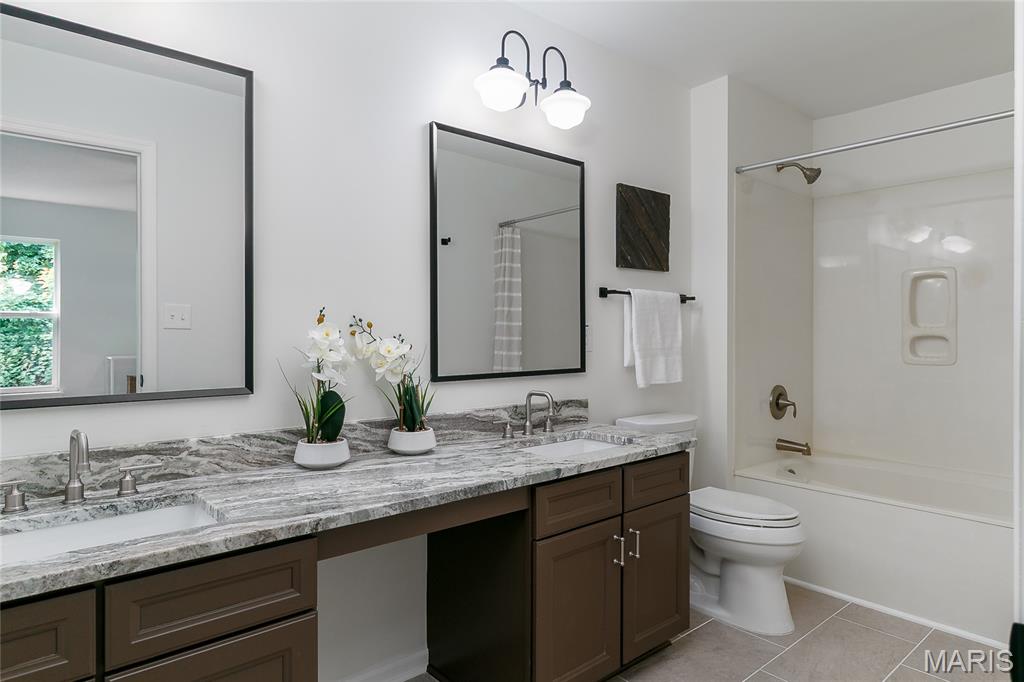 Villas At Baxter Commons - Residential