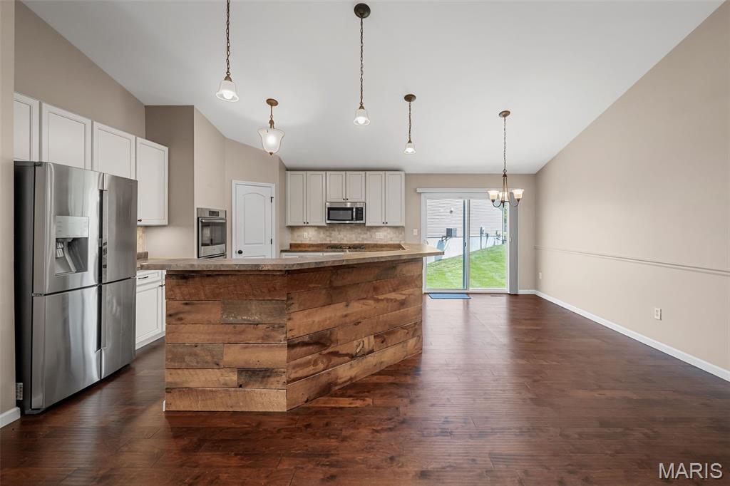 Arbors Of Rockwood One The - Residential