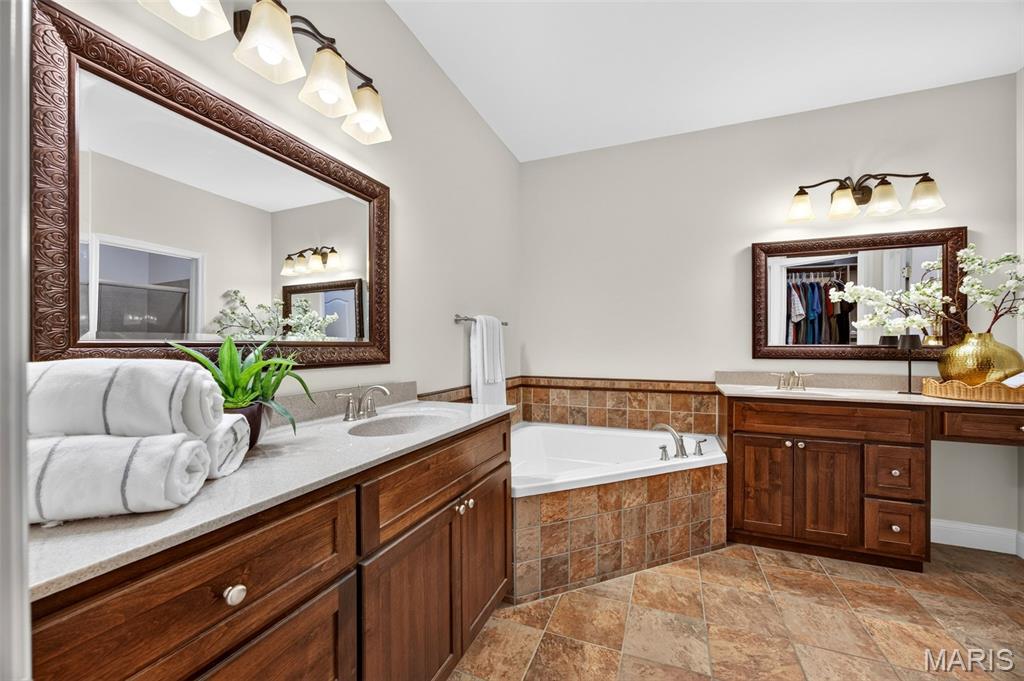 Vlgs At Hampton Grove - Residential