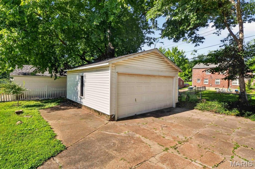 Country Club Add To Normandy Park - Residential