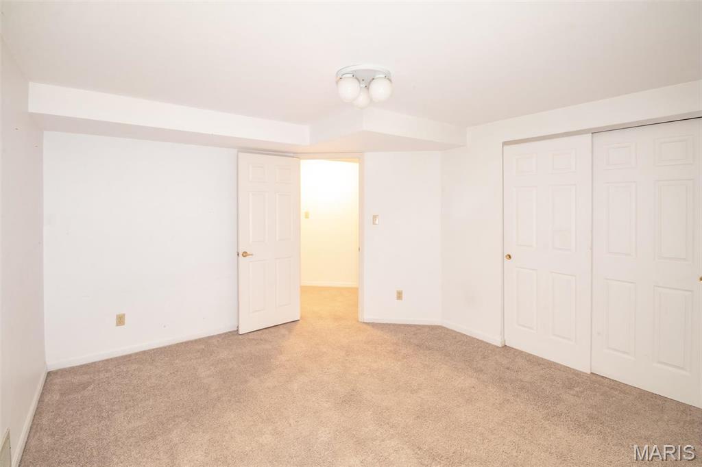 Lakes Estates The - Residential Lease