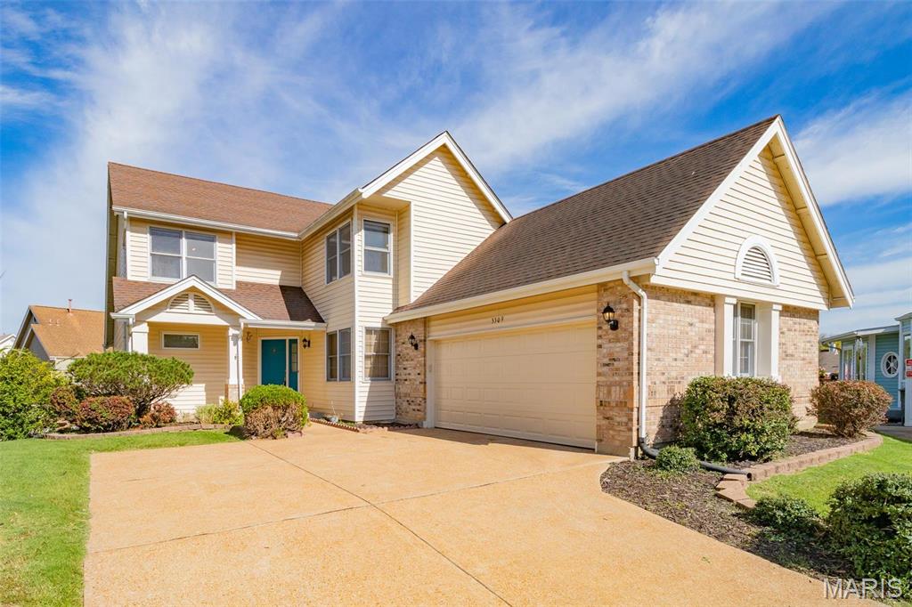 Unique opportunity to lease a beautiful 3 bed home on a private lake!  Lots of updates throughout, open floor plan on main level with vaulted ceilings, finished basement, separate living and dining room, huge main floor master bedroom, master bath has onyx shower walls, two more large bedrooms upstairs and another full bath.  Walk out on the massive composite deck that overlooks the lake for morning coffee or an evening meal.  This home is in a quiet cul-de-sac and is in a fantastic location.  Quick access to highways, lots of great restaurants down the road, great schools.  This one won't last long!  Available for occupancy mid July, minimum 12 month term but longer preferred.  No pets preferred, but may be considered with owner approval and additional deposit.
