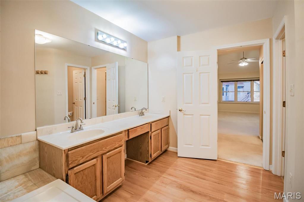 Lakes Estates The - Residential Lease