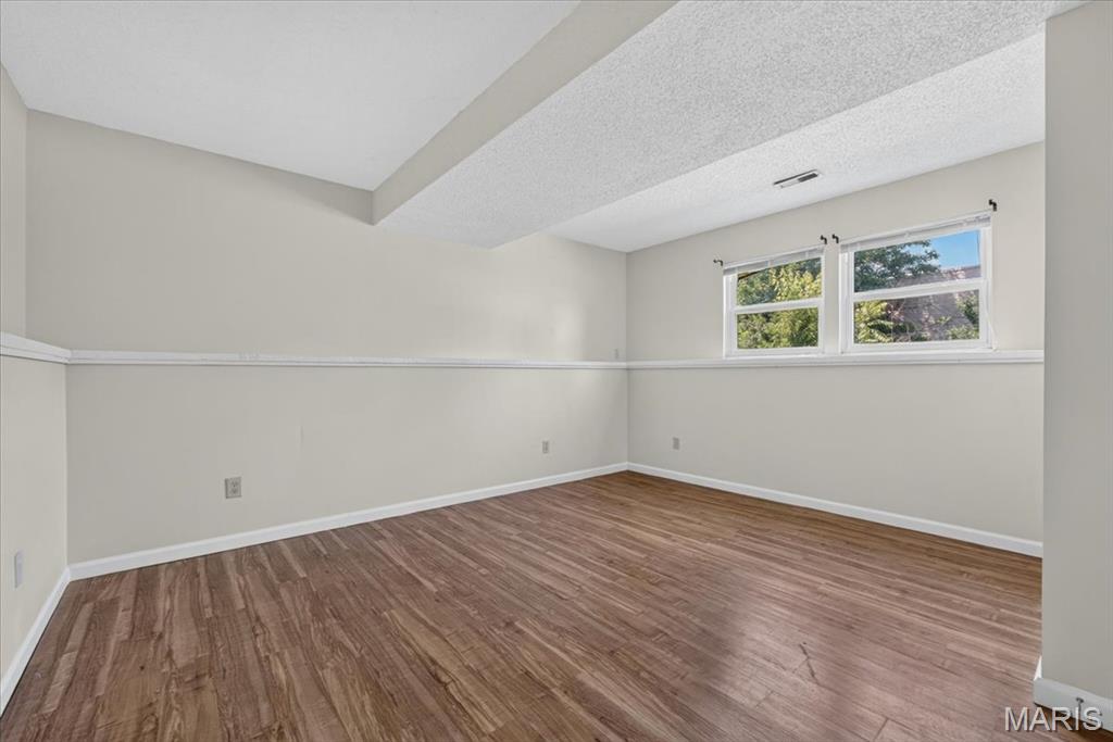 Lsl Bayside Estate #1 - Residential Lease